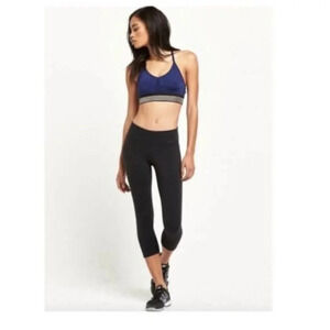Nike Legend Black Tight Capri Athletic Leggings XS